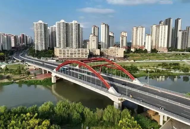 市政道路桥梁工程施工分析.jpg